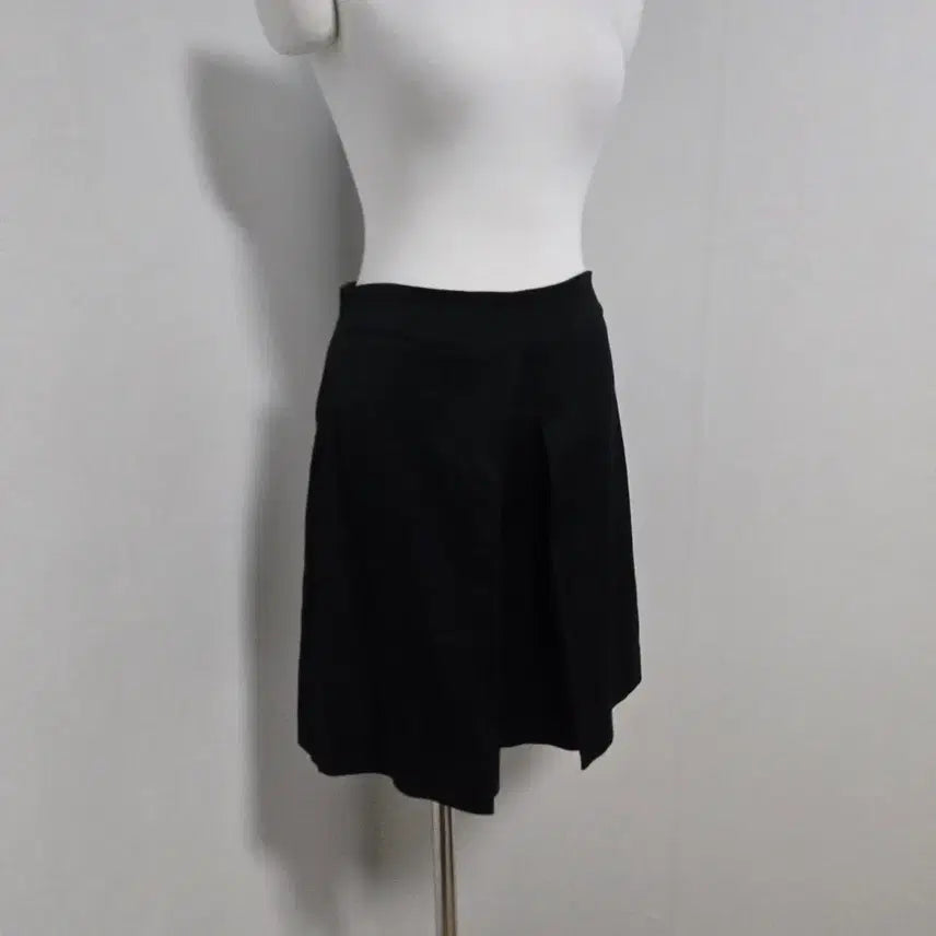 [BUNJANG] System Wool Shorts / 시스템 울 반바지 / 여성 팬츠/ 여성 바지