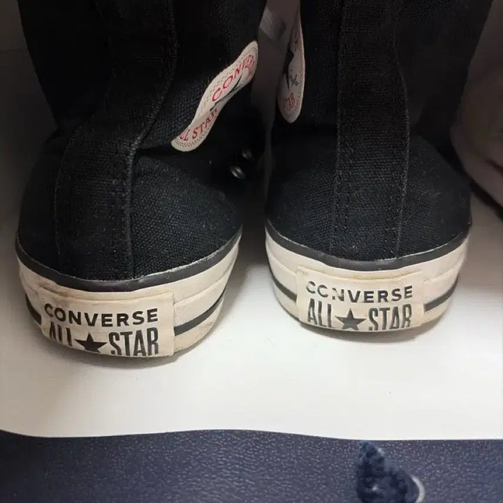 [BUNJANG] Converse Black High Sneakers / 컨버스 블랙 하이 스니커즈