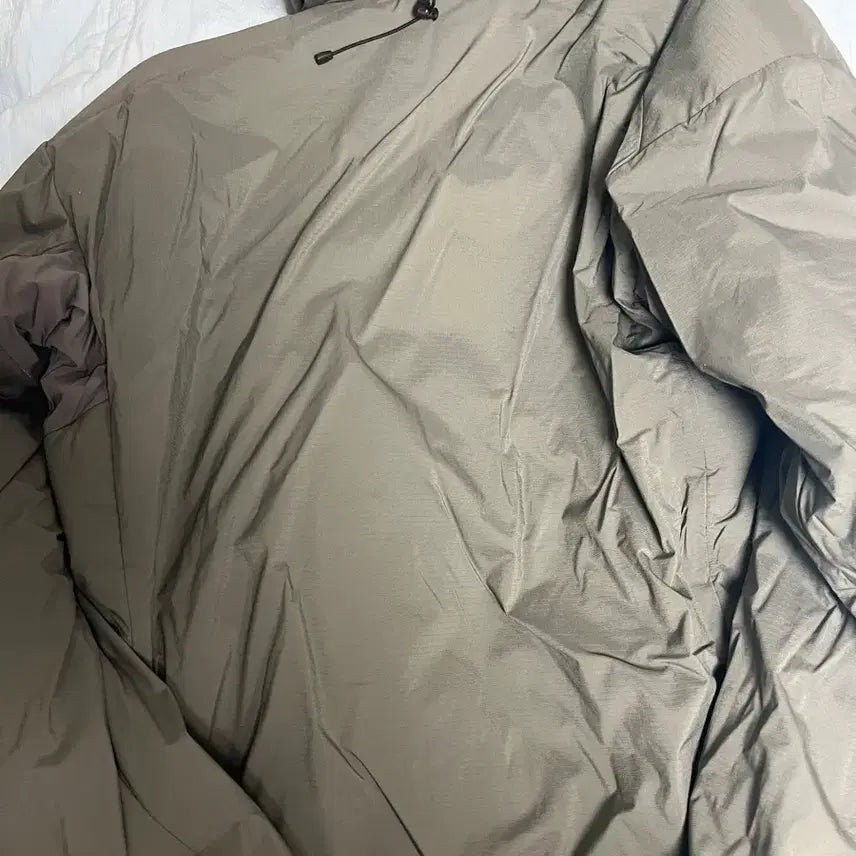 [BUNJANG] Arc'teryx Atom AR Taupe Jacket / 아크테릭스 아톰 AR taupe 라지