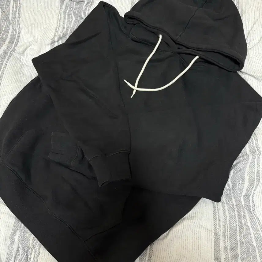 [BUNJANG] Sooverment 950G Solid Hoodie - Black / (M) 소버먼트 950G 솔리드 후드-8% 블랙