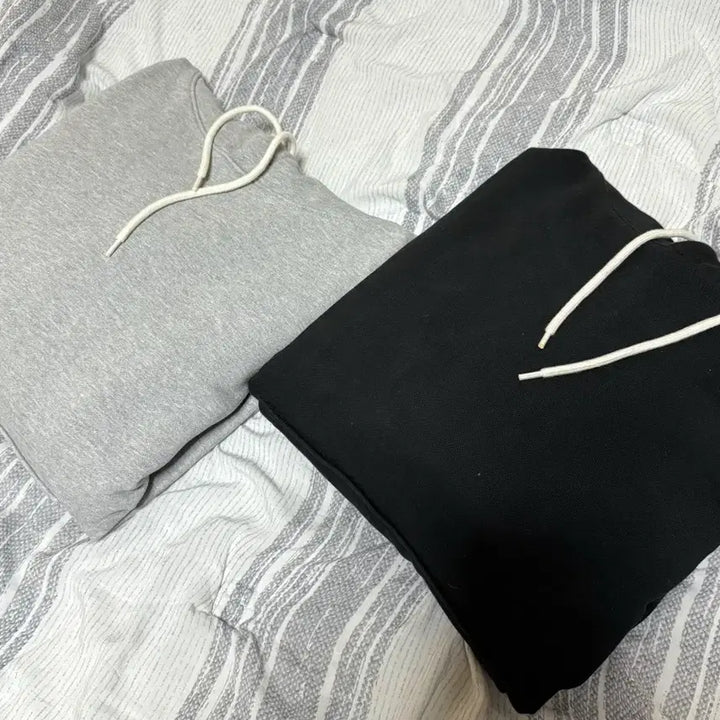 [BUNJANG] Sooverment 950G Solid Hoodie - Black / (M) 소버먼트 950G 솔리드 후드-8% 블랙