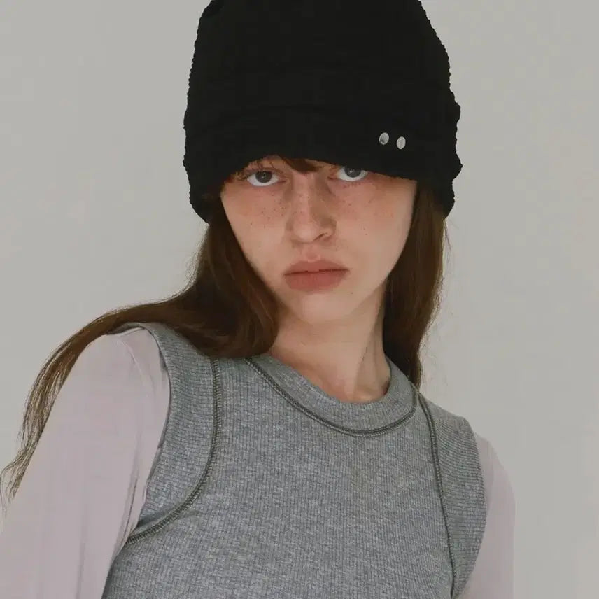 [BUNJANG] Millo Woman Symbol Lace Beanie / 밀로 우먼 심볼 레이스 비니