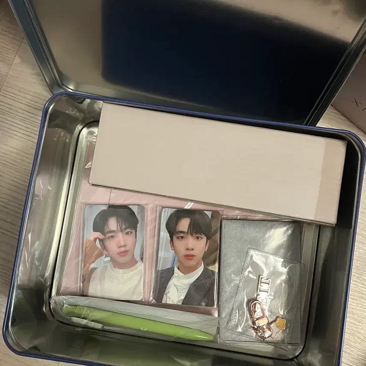 [SOLD OUT] 새상품) X1 ONE IT 엑스원 공식 원잇 팬클럽 키트 풀박