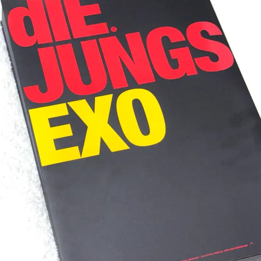 [SOLD OUT] 엑소 EXO Die Jungs 디융스 화보집 포토북(CD 포함)