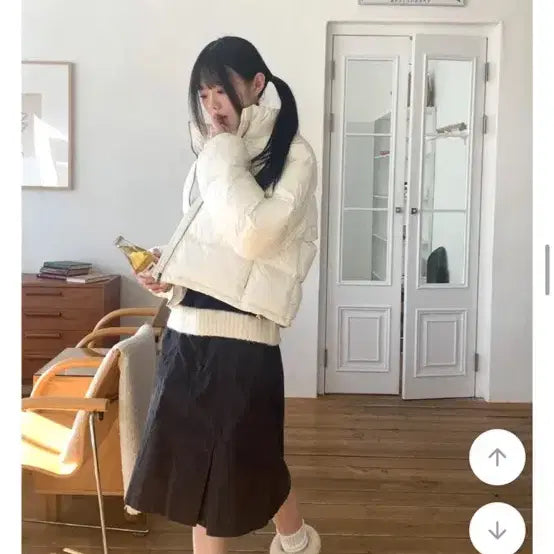 [BUNJANG] White Short Padded Jacket / 화이트 패딩