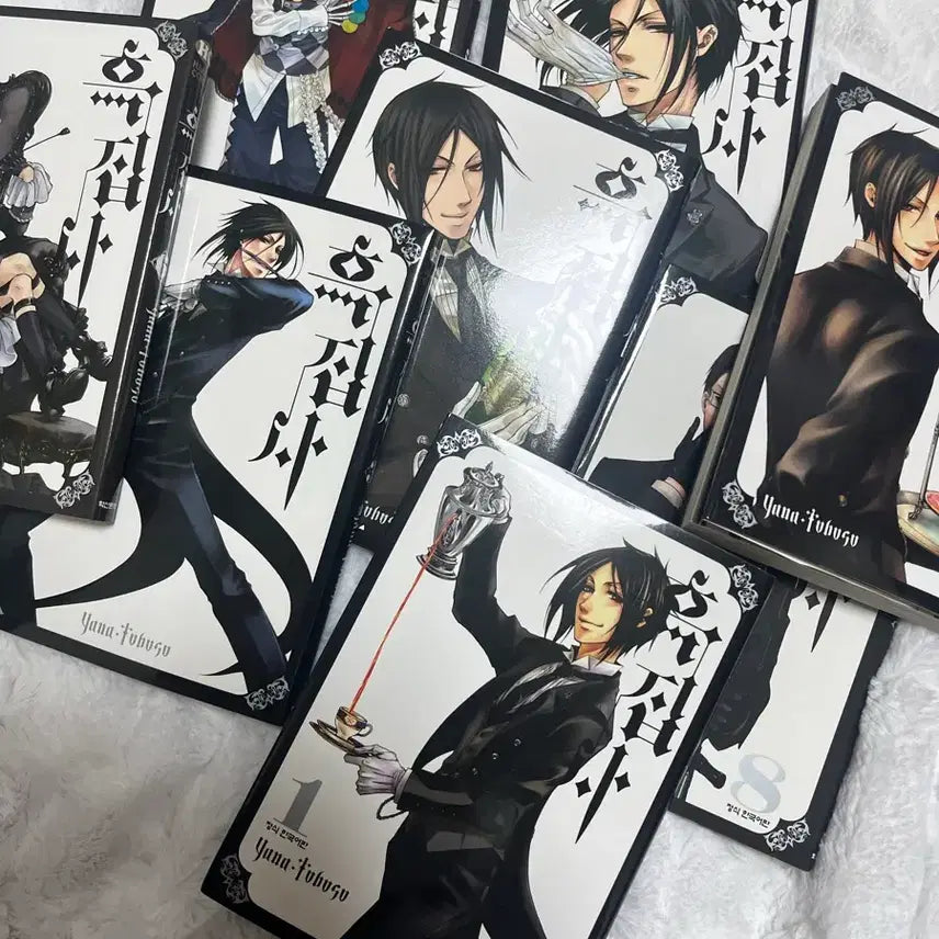 [BUNJANG] Black Butler Manga Comic Bundle Set / 흑집사 만화책일괄