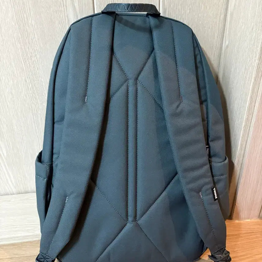 [BUNJANG] Thule Notus 20L Backpack / 툴레 Notus 20L 백팩 틸색상