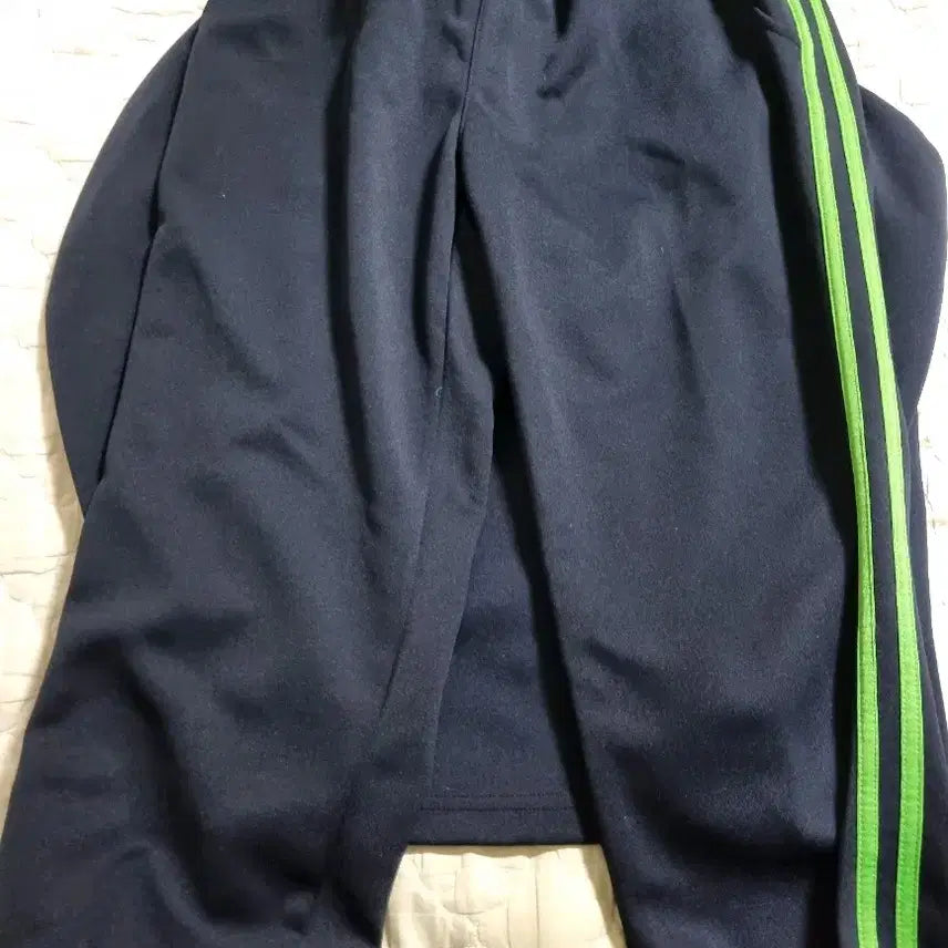 [BUNJANG] Dogok Middle School Tracksuit Set / 도곡중 체육복