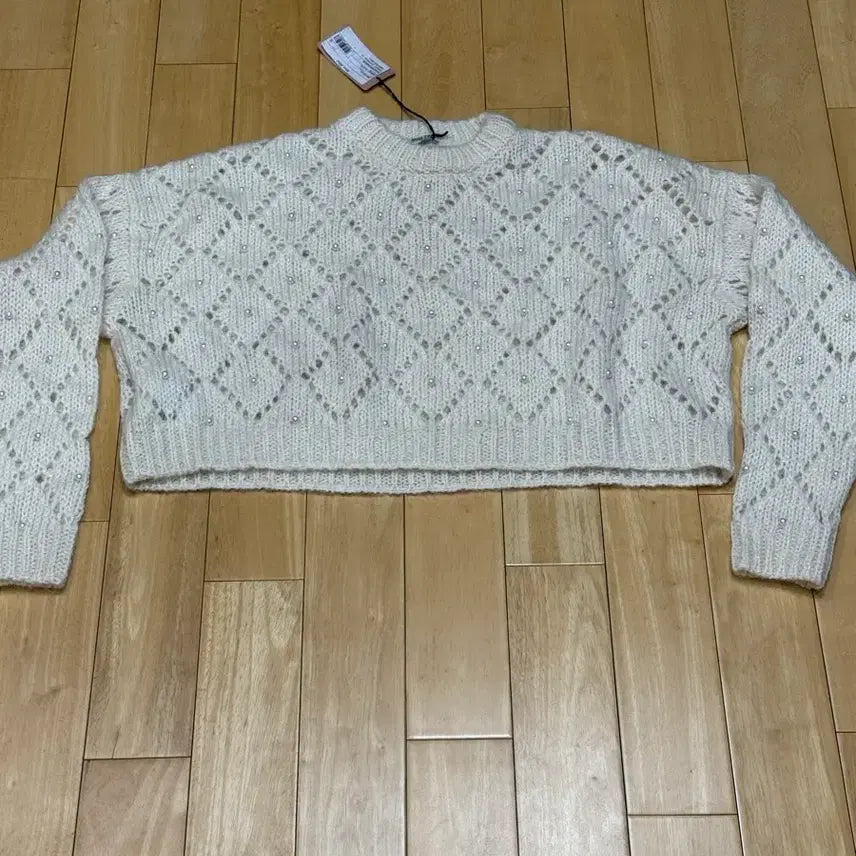 [BUNJANG] Miu Miu Pearl Cashmere Mohair Knit New / 미우미우 진주 캐시미어 모헤어 니트 새상품