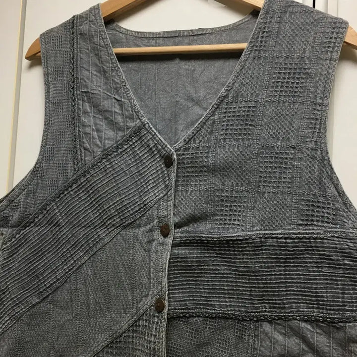 [BUNJANG] Vintage Patchwork Vest / 빈티지 베스트 조끼 청 패치워크 모리걸 하구미 히피 크루