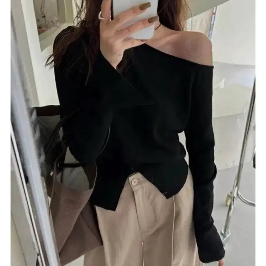 [BUNJANG] Black Knit One-Shoulder Top / 언발 원숄더 오프숄더 블랙 니트