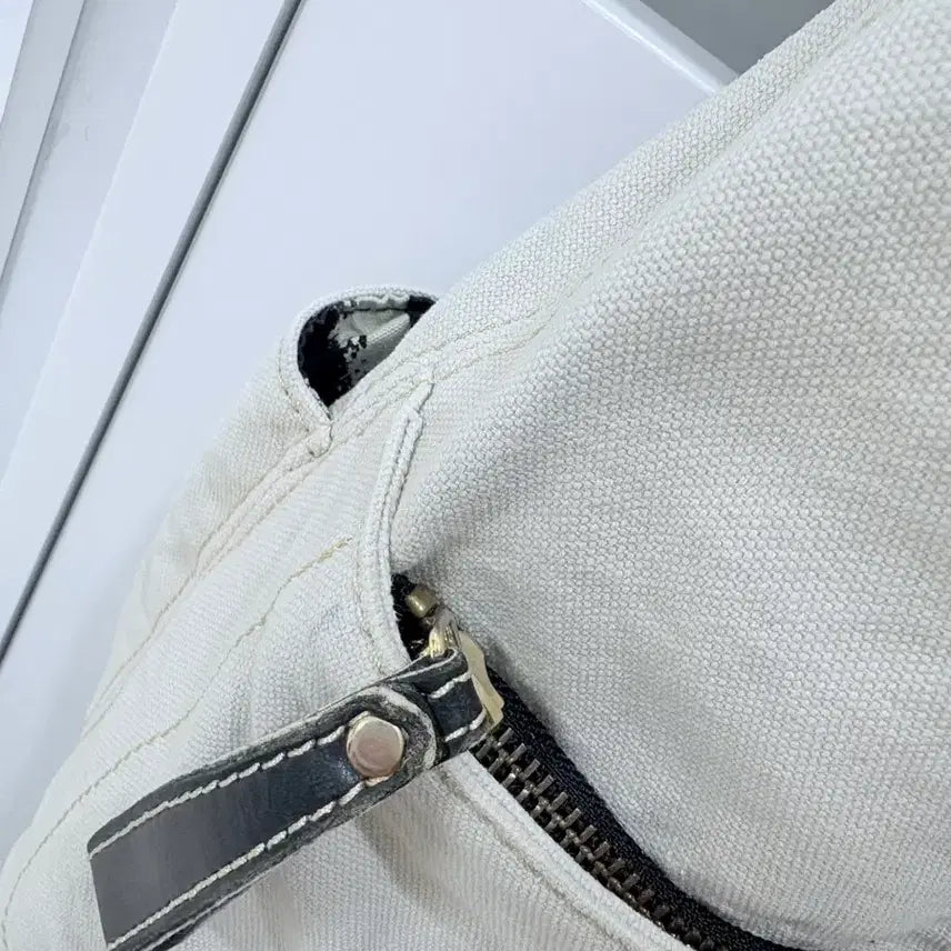 [BUNJANG] Vivienne Westwood Ivory Orb Backpack / 비비안웨스트우드 아이보리 빅 오알비 백팩