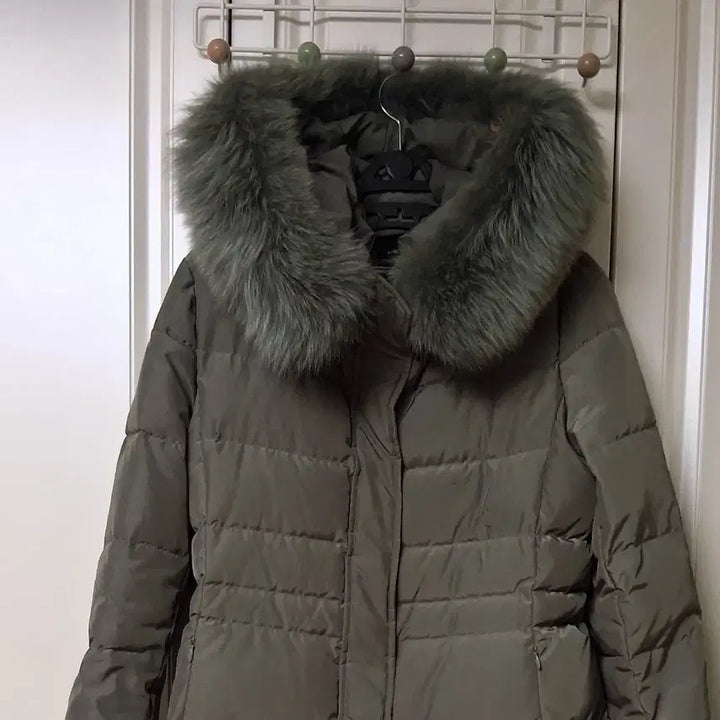 [BUNJANG] Mise-en-scene Khaki Down Long Padding 66 / 여성 구스다운폭스퍼롱패딩66 미센스 카키패딩