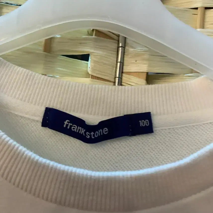 [BUNJANG] Frankstone White Printing Sweatshirt / frankstone 화이트 프린팅 맨투맨 100