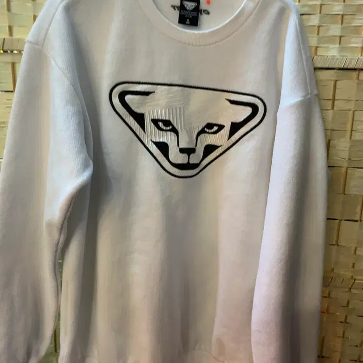 [BUNJANG] Dynafit White Sweatshirt / Dynafit 다이나핏 흰색 맨투맨 티셔츠