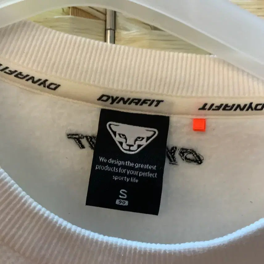 [BUNJANG] Dynafit White Sweatshirt / Dynafit 다이나핏 흰색 맨투맨 티셔츠