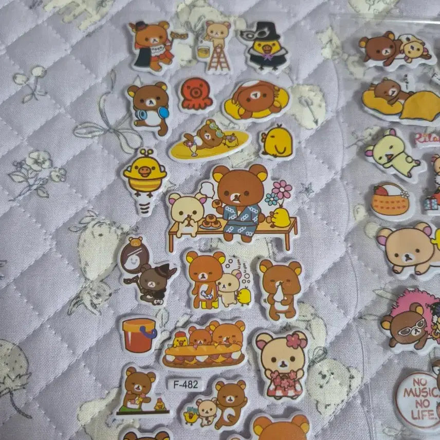 [BUNJANG] Rilakkuma Sticker / 리락쿠마 푹신 스티커 새상품