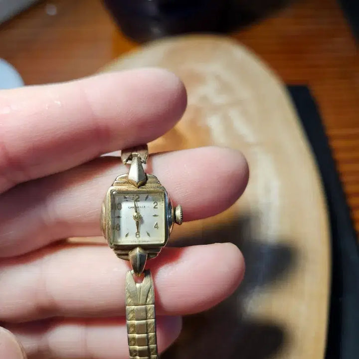 [BUNJANG] Vintage Gold Watch / 카라벨 여성 수동 빈티지 금장 시계