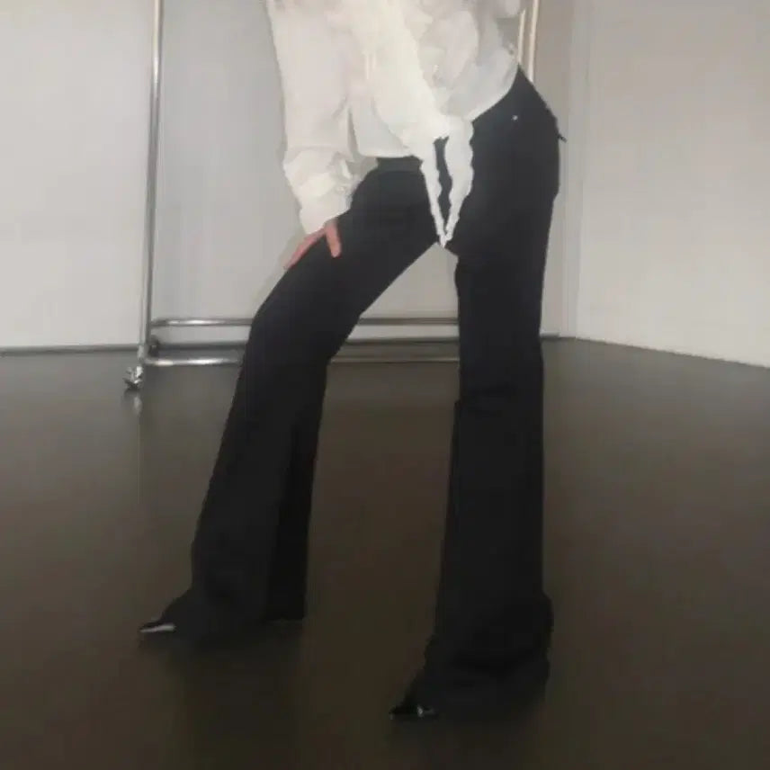 [BUNJANG] OOT ABLY DIA Studded Pocket Black Bootcut Pants / OOT 에이블리 디아 스터드 포켓 블랙 부츠컷팬츠 y2k