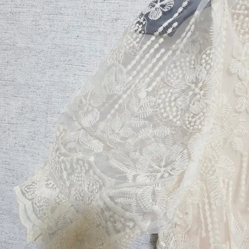 [BUNJANG] Ivory Lace Dress / 아이보리 레이스  원피스