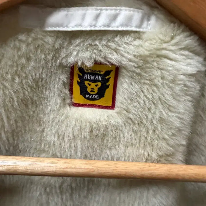 [BUNJANG] Human Made Bear Flight Jacket White L / 휴먼 메이드 베어 플라이트 자켓 화이트L