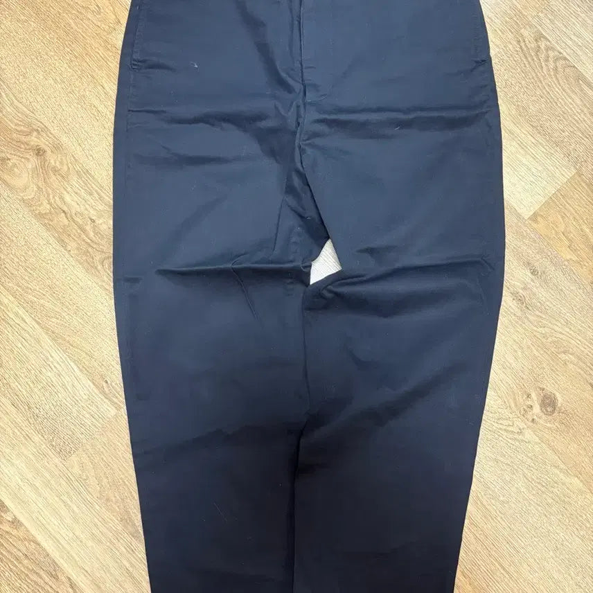 [BUNJANG] Pottery Cotton Tapered Fit Pants Navy / (3) 포터리 카야누 코튼 테이퍼드핏 팬츠 네이비