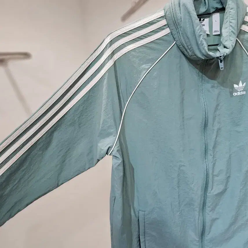 [BUNJANG] Adidas Two-Way Track Top Jacket / 아디다스 투웨이 트랙탑 바람막이 자켓