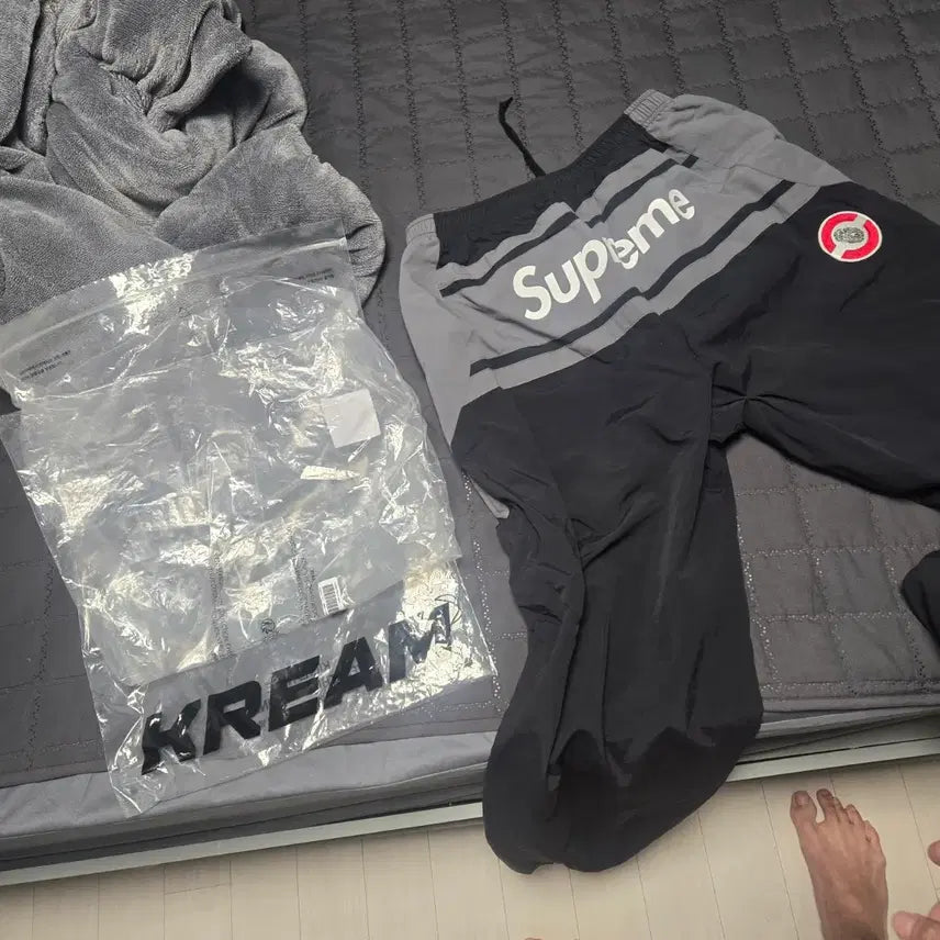 [BUNJANG] Supreme Ducati Track Pants L / 슈프림 두가티 트랙팬츠 L