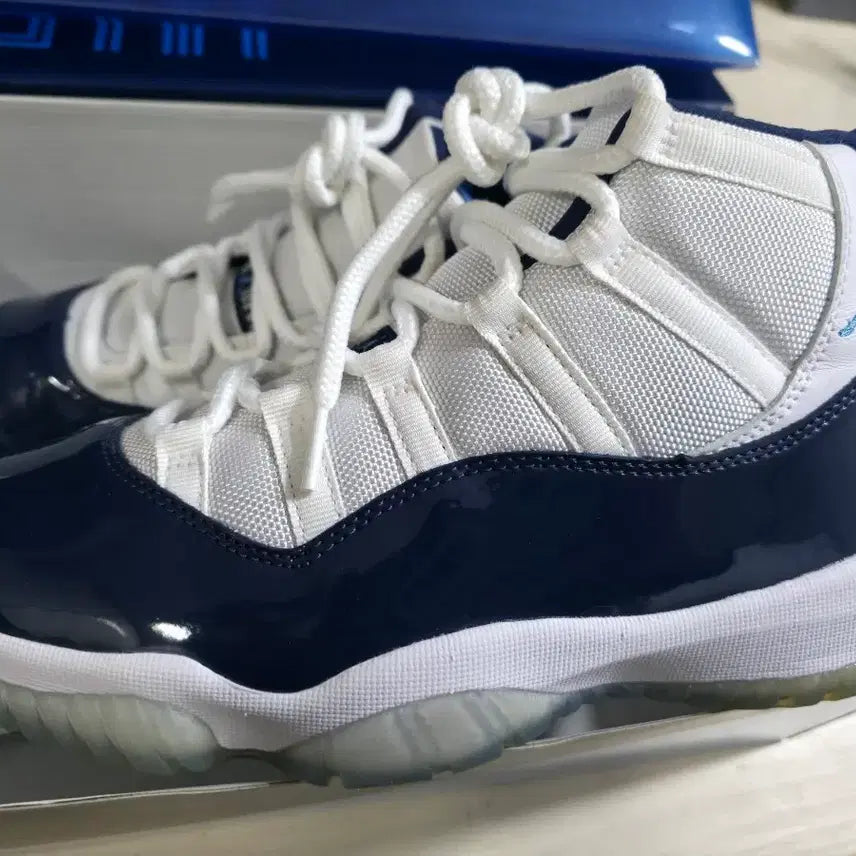 [BUNJANG] Jordan 11 Win Like 82 / 조던11 윈라이크82