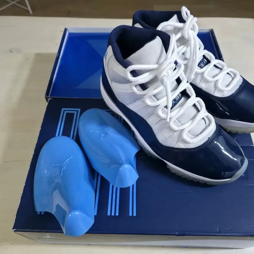 [BUNJANG] Jordan 11 Win Like 82 / 조던11 윈라이크82