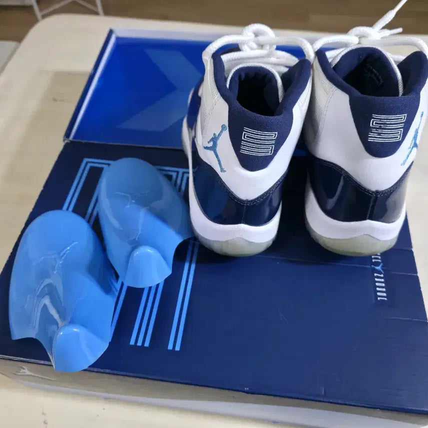 [BUNJANG] Jordan 11 Win Like 82 / 조던11 윈라이크82