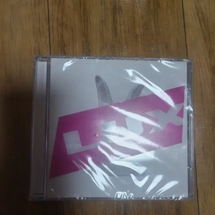 [BUNJANG] Now I'm Young LUXURY TAPE Sealed / 나우아임영 앨범 LUXURY TAPE (미개봉) 나우아임영 럭셔리 테이프