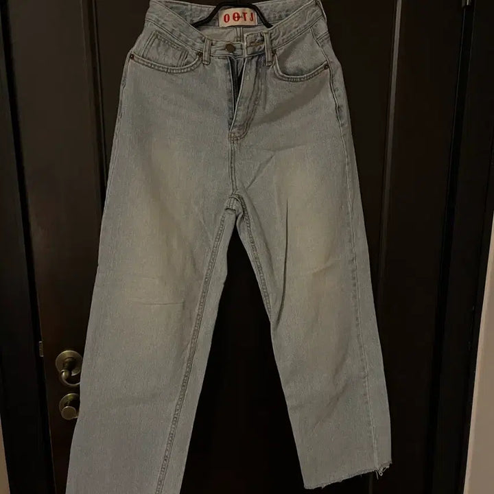 [BUNJANG] OOTJ Light Wash Denim Jeans - Size S / OOTJ 연청 데님 S (봄여름가을용)