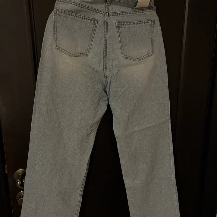 [BUNJANG] OOTJ Light Wash Denim Jeans - Size S / OOTJ 연청 데님 S (봄여름가을용)