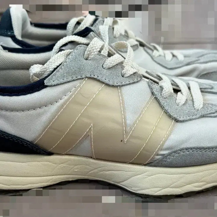 [BUNJANG] New Balance White Gray Sneakers / 뉴발란스 화이트 그레이 스니커츠