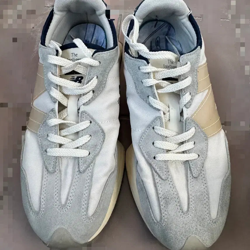 [BUNJANG] New Balance White Gray Sneakers / 뉴발란스 화이트 그레이 스니커츠