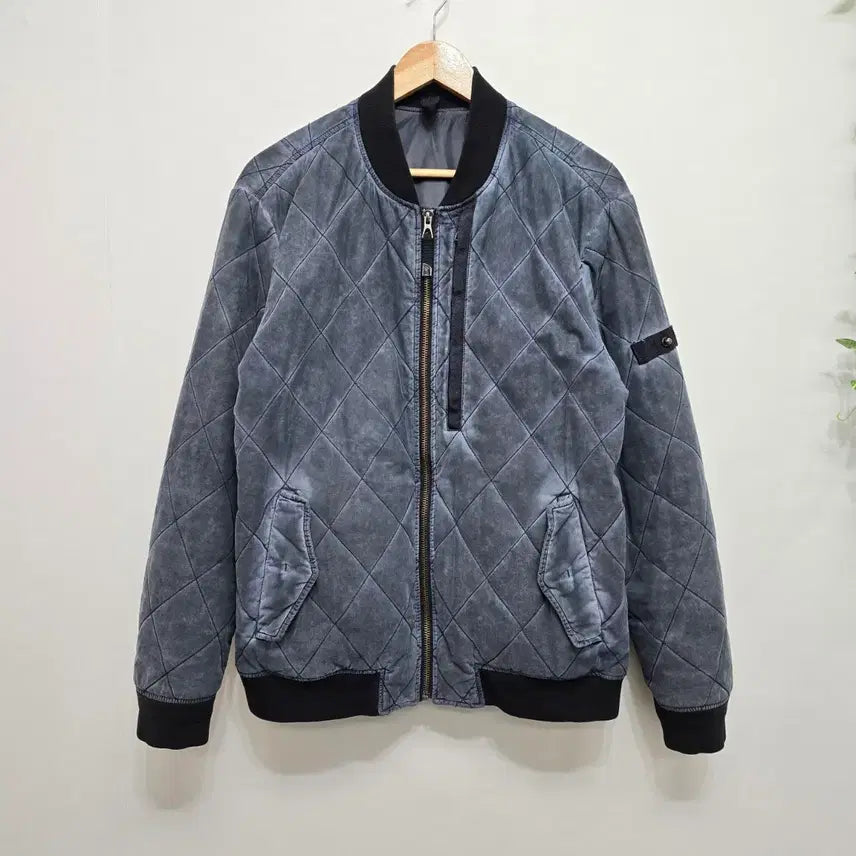 [BUNJANG] KOLON SPORT Series Quilted Padding / 코오롱스포츠 시리즈 워싱 피그먼트  퀼팅패딩
