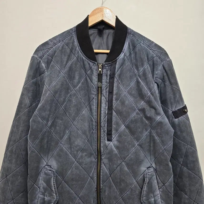 [BUNJANG] KOLON SPORT Series Quilted Padding / 코오롱스포츠 시리즈 워싱 피그먼트  퀼팅패딩