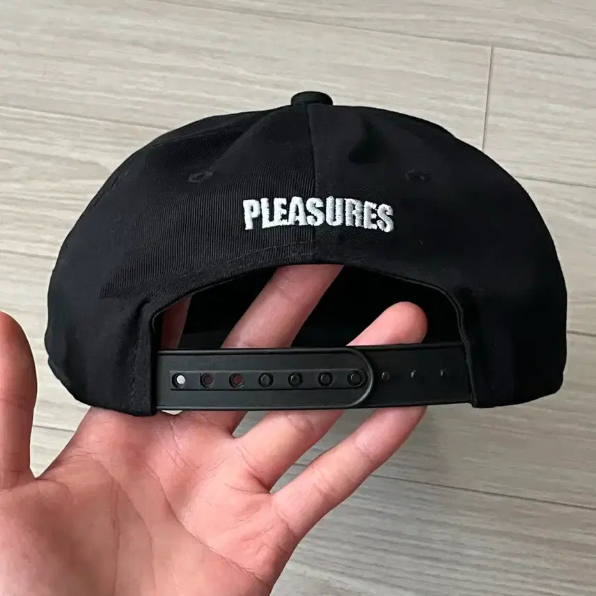 [BUNJANG] Pleasures Half Baked Cap / Pleasures 플레져스 half baked cap