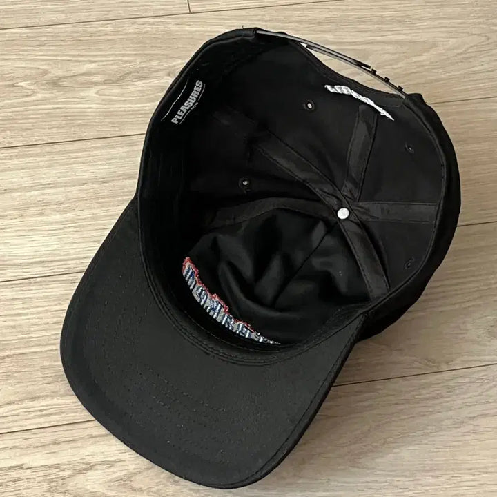 [BUNJANG] Pleasures Half Baked Cap / Pleasures 플레져스 half baked cap