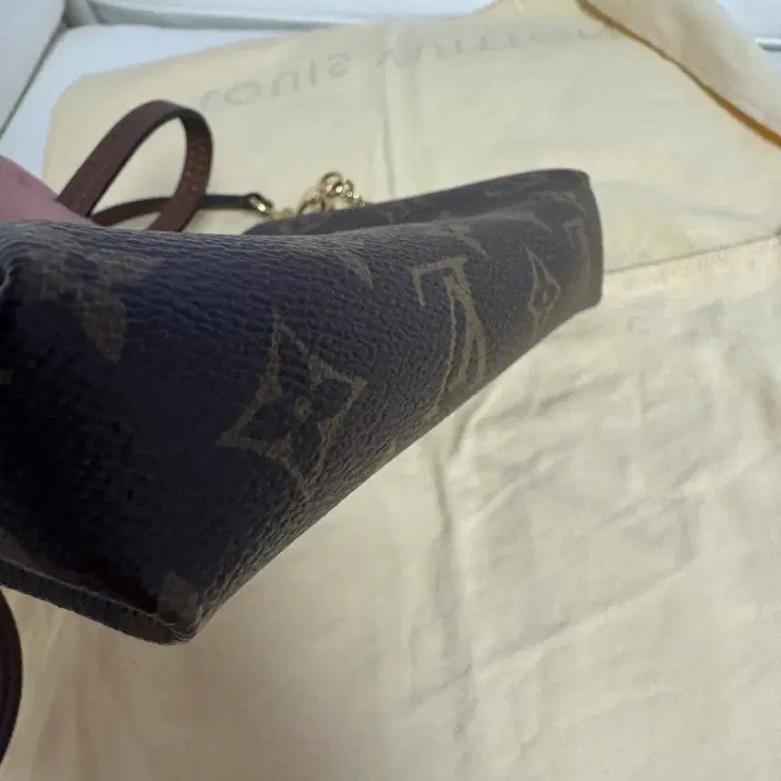 [BUNJANG] Louis Vuitton Palace Mini M41639 / 루이비통 팔라스 미니 m41639 파우치 클러치