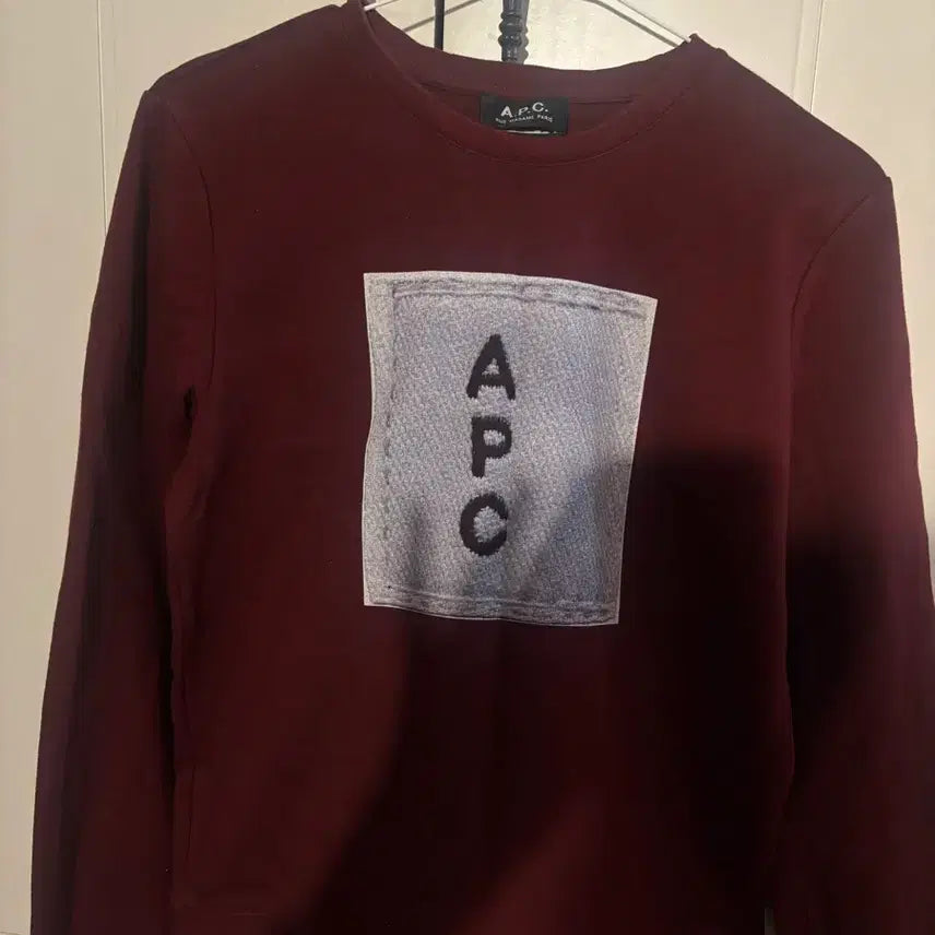 [BUNJANG] A.P.C. Burgundy Sweatshirt / A.P.C. 버건디 맨투맨 XS