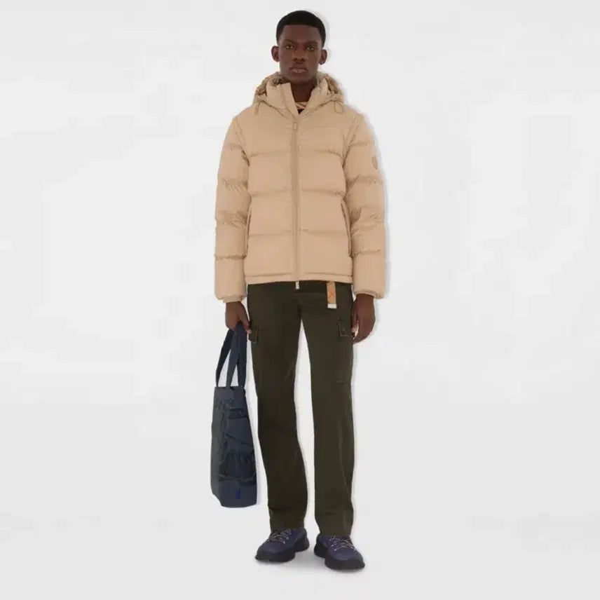[BUNJANG] Burberry 26FW Beige Padded Jacket (Size L) / 버버리패딩26FW / L / 실착2회 / 베이지