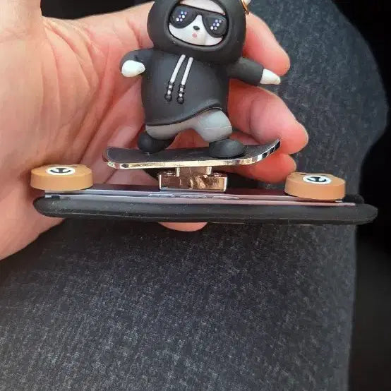 [BUNJANG] Black Skateboard Bear Dashboard Ornament / 블랙 스케이트보드 곰돌이 대쉬보드장식