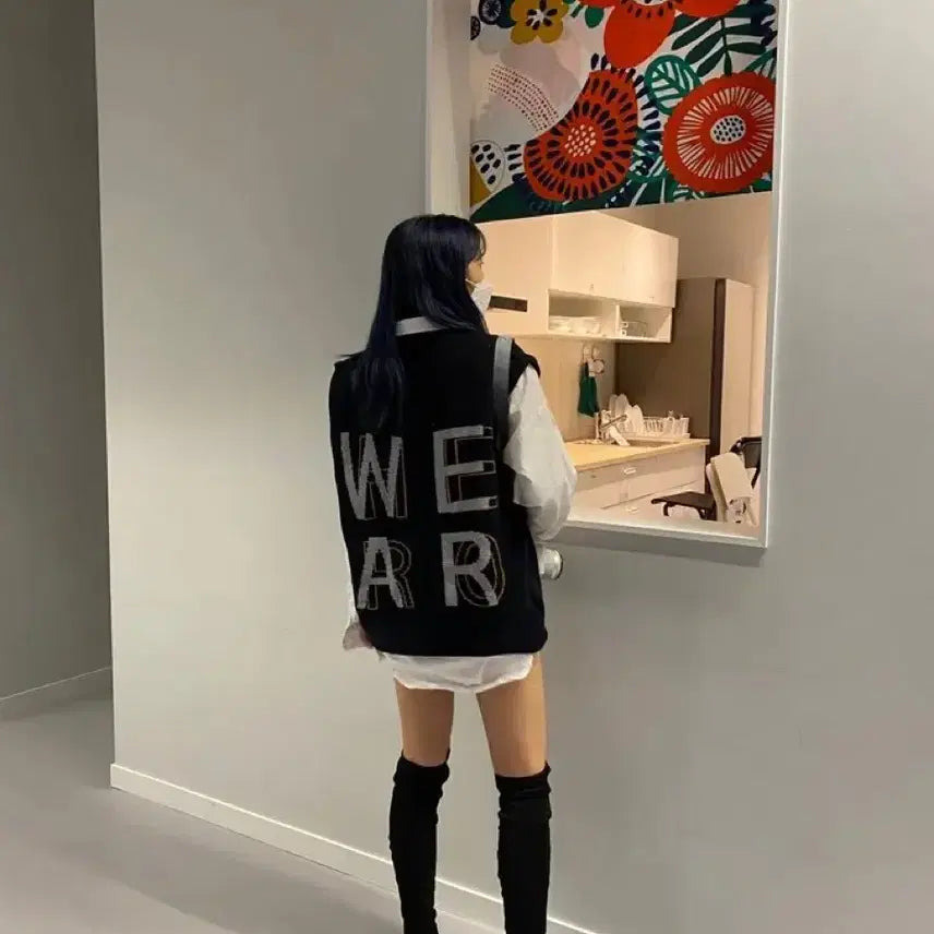 [BUNJANG] Black Lettering Knit Vest / 블랙 레터링 니트 조끼 (새상품)