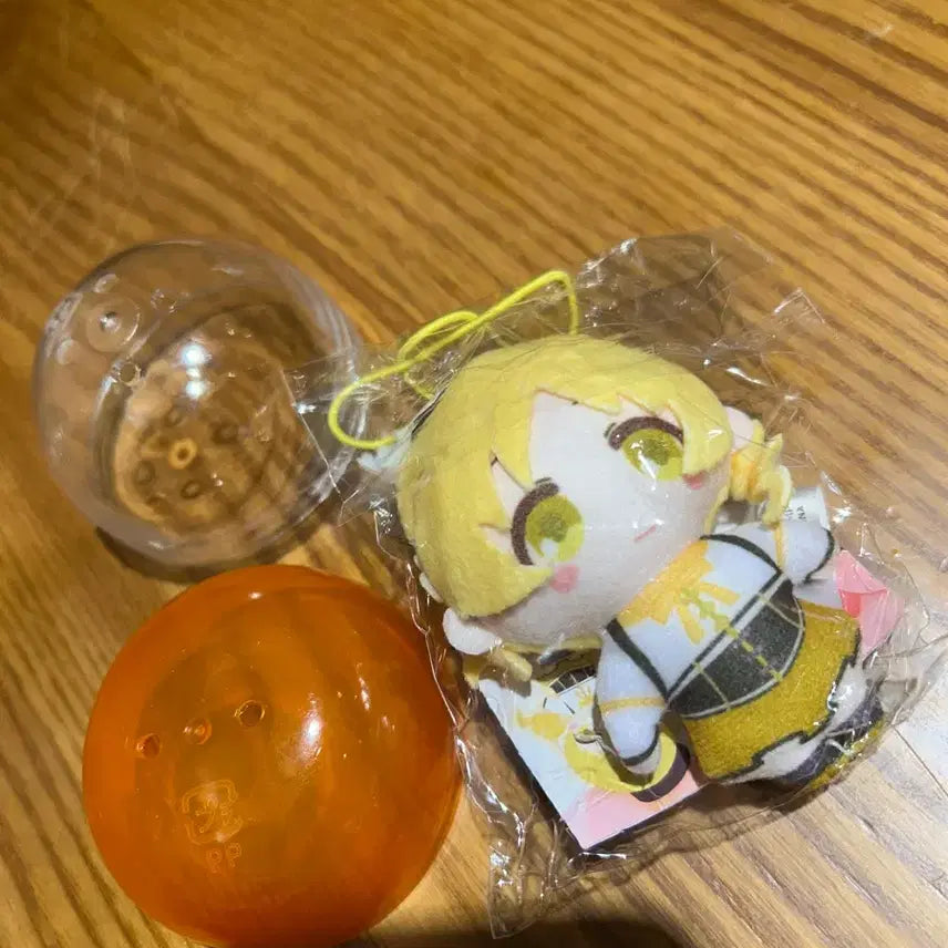 [BUNJANG] Madoka Magica Tomoe Mami Gacha Keyring / 마법소녀마도카마기카 토모에 마미 가챠키링