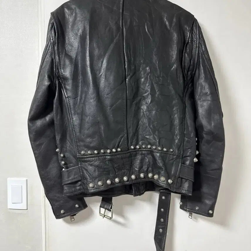 [BUNJANG] Vintage Studded Cow Leather Jacket / 빈티지 스터드 장식 락시크 카우레더자켓