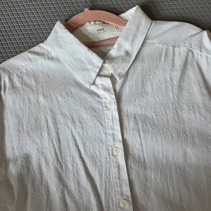 [BUNJANG] HOPE White Shirt / HOPE 화이트 셔츠