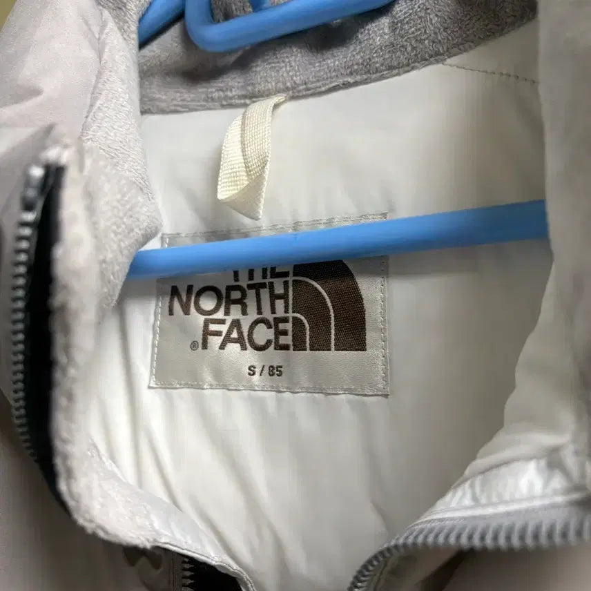 [BUNJANG] The North Face White Label Nuptse Ice Grey 85 / 노스페이스 화이트라벨 눕시 아이스그레이 85