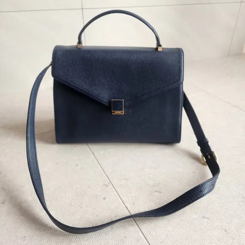 [BUNJANG] Crossbody Bag / 더블엠 크로스백 팝니다